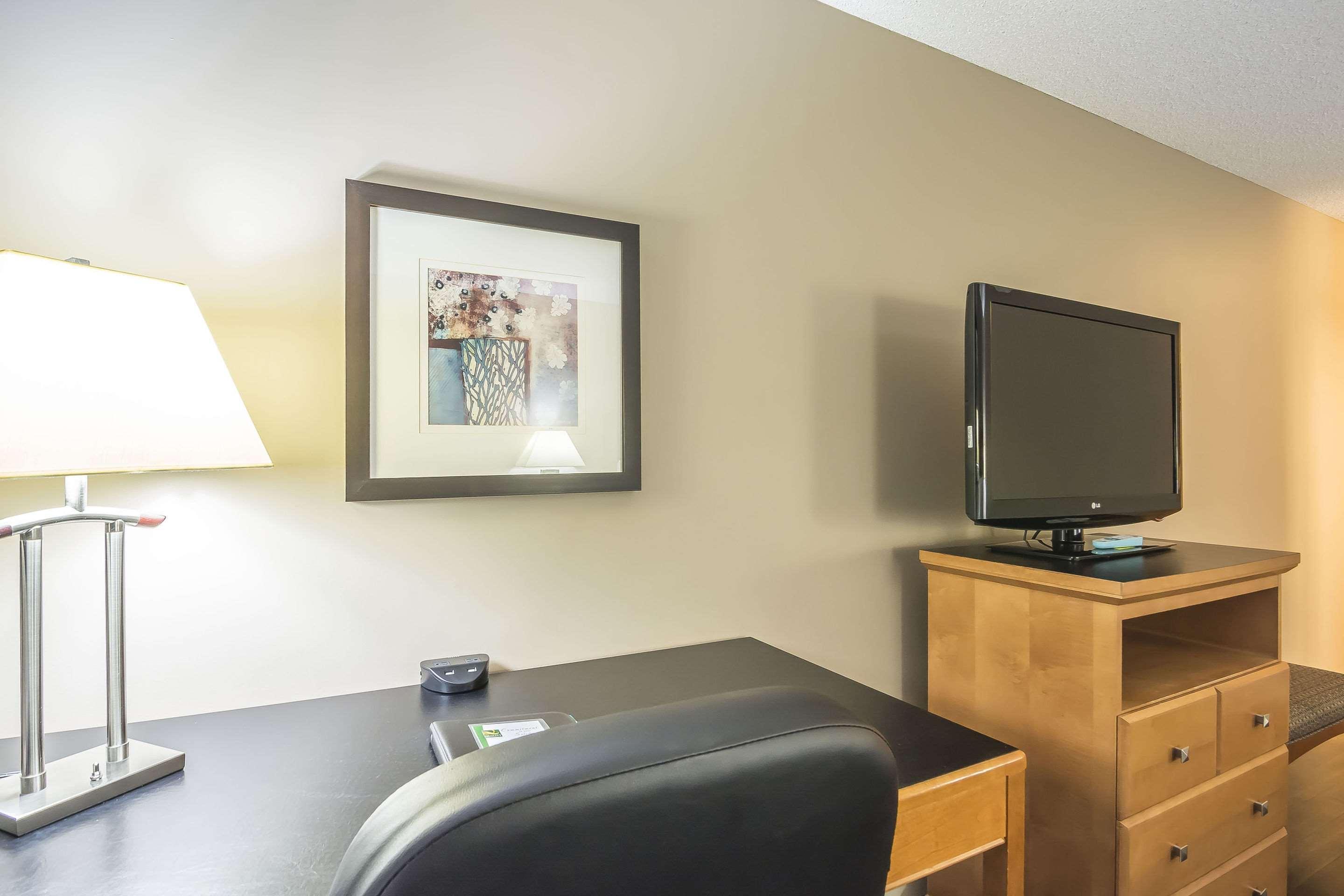 Quality Inn West Edmonton Esterno foto