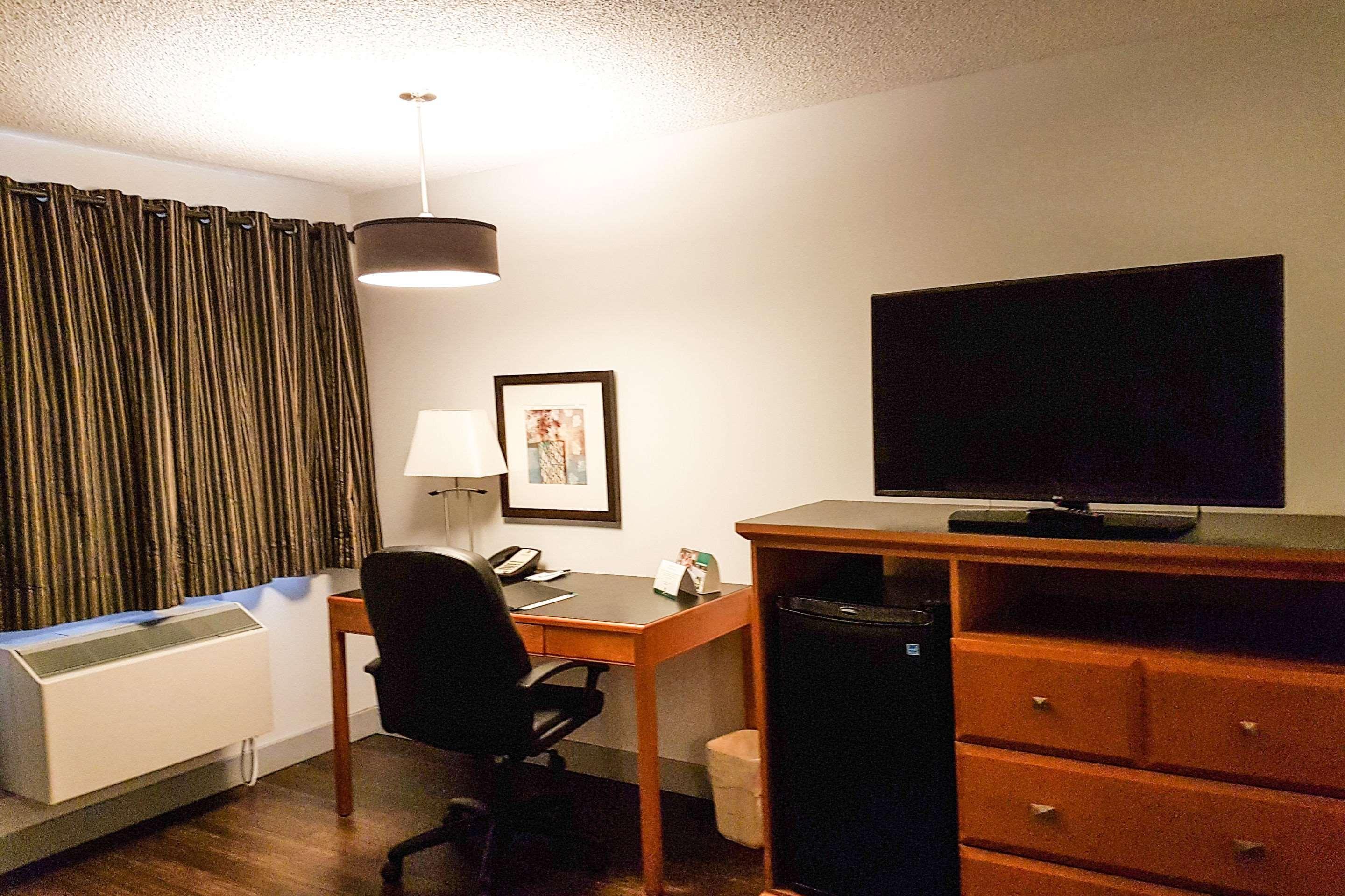 Quality Inn West Edmonton Esterno foto