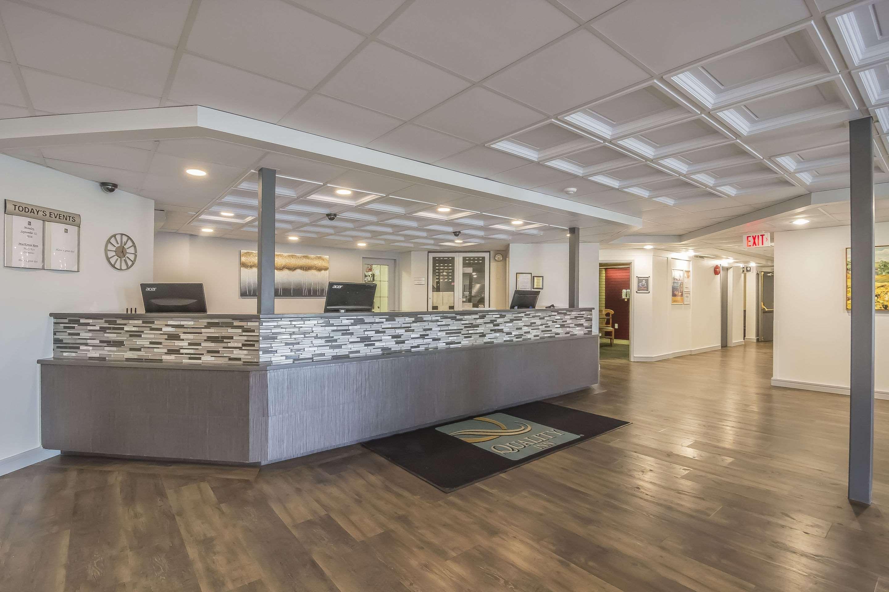 Quality Inn West Edmonton Esterno foto