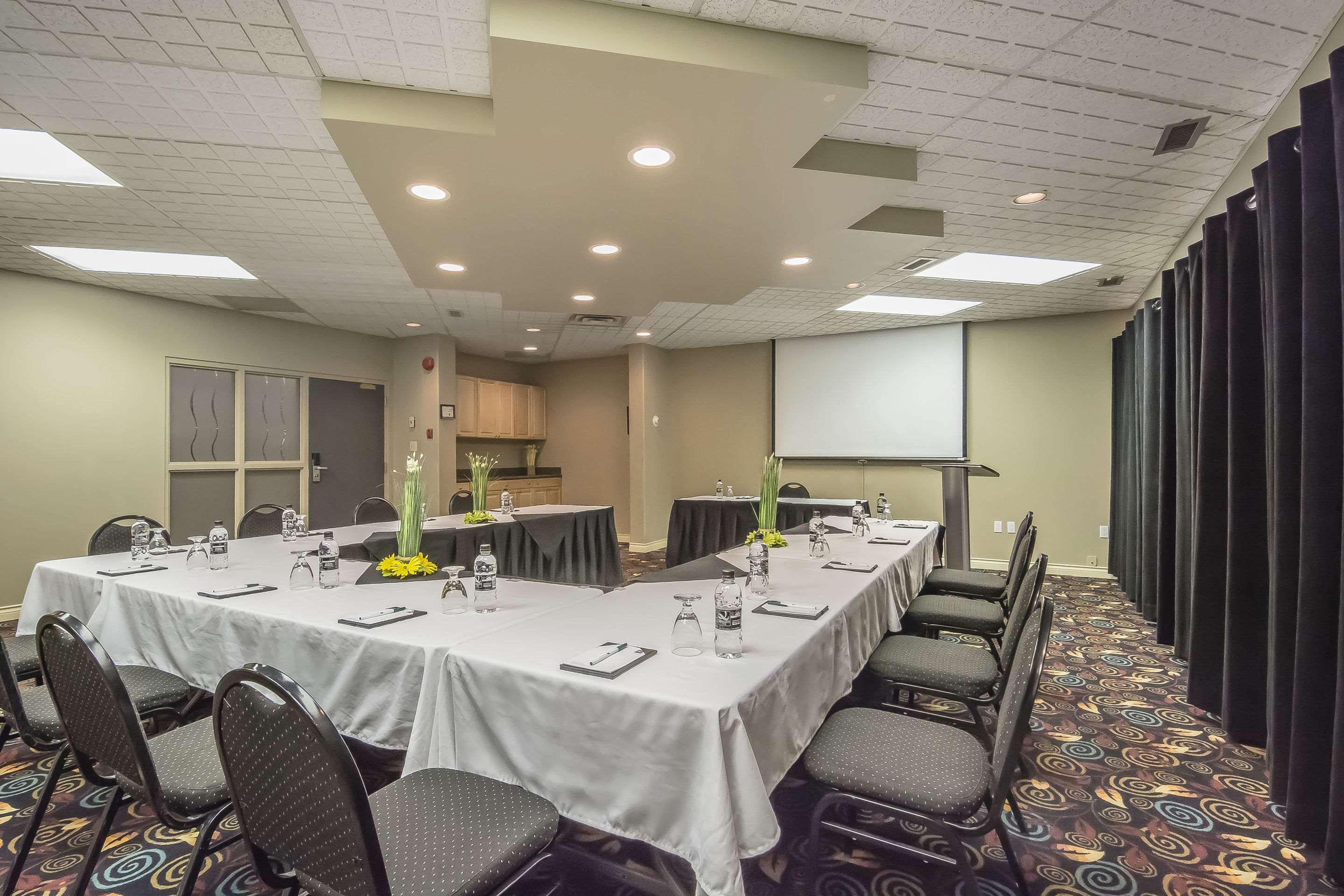 Quality Inn West Edmonton Esterno foto