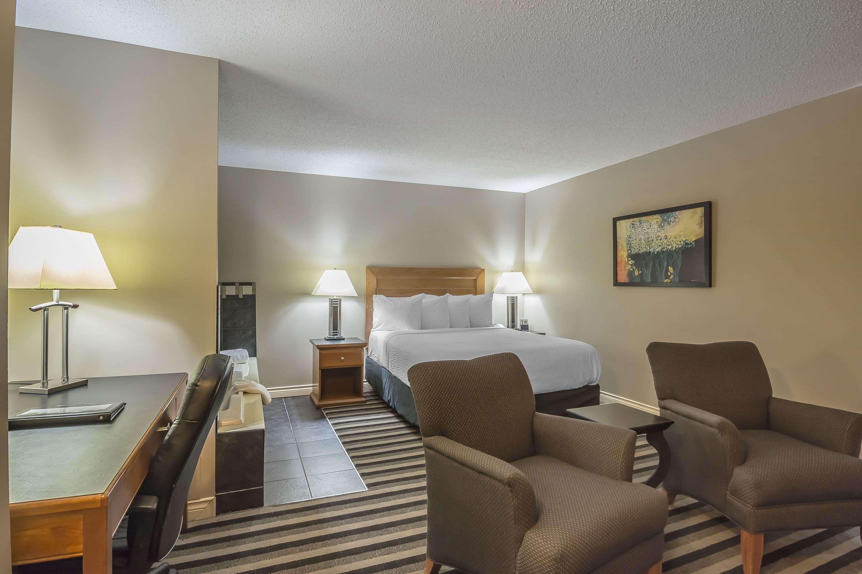 Quality Inn West Edmonton Esterno foto